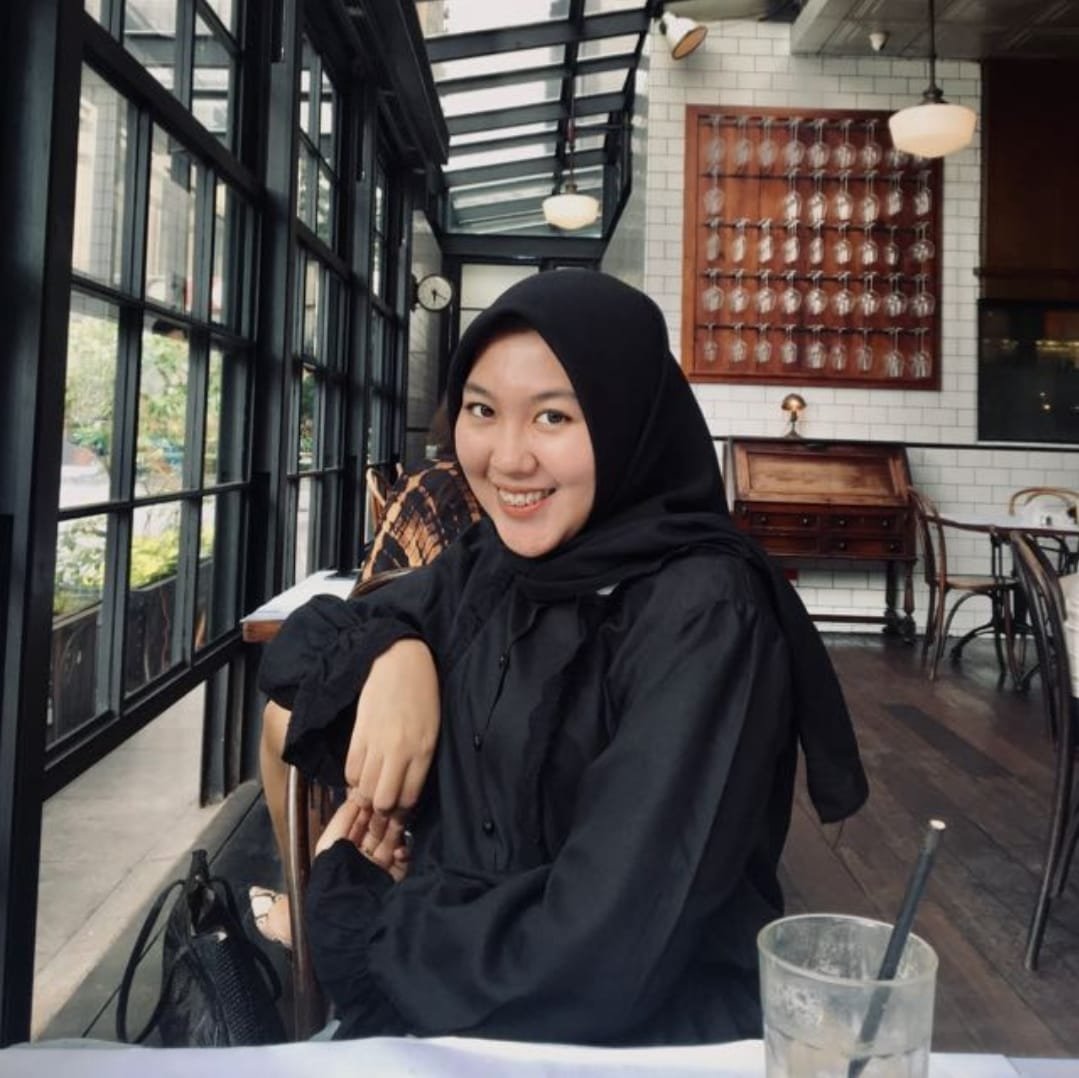 Azmi Zakiatunisa, S.T